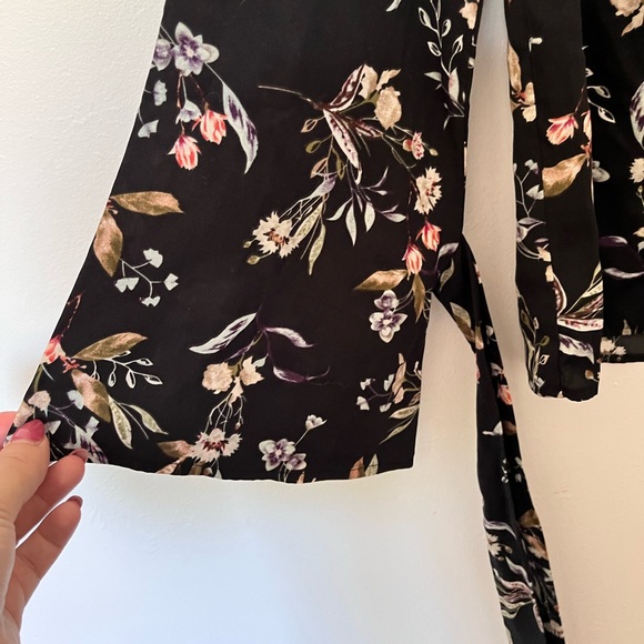 Dex floral tie sleeve blouse - Picture 4 of 5
